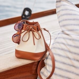 Vineyard Vines Bucket Bag